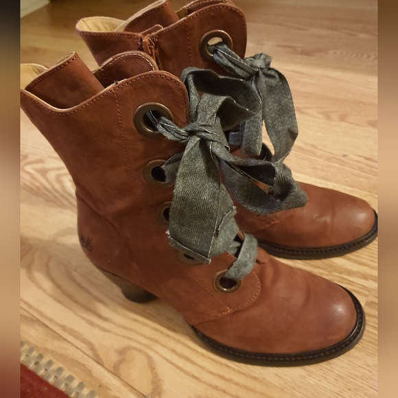 John Fluevog Shoes - John Fluevog East End Gladstone Boots